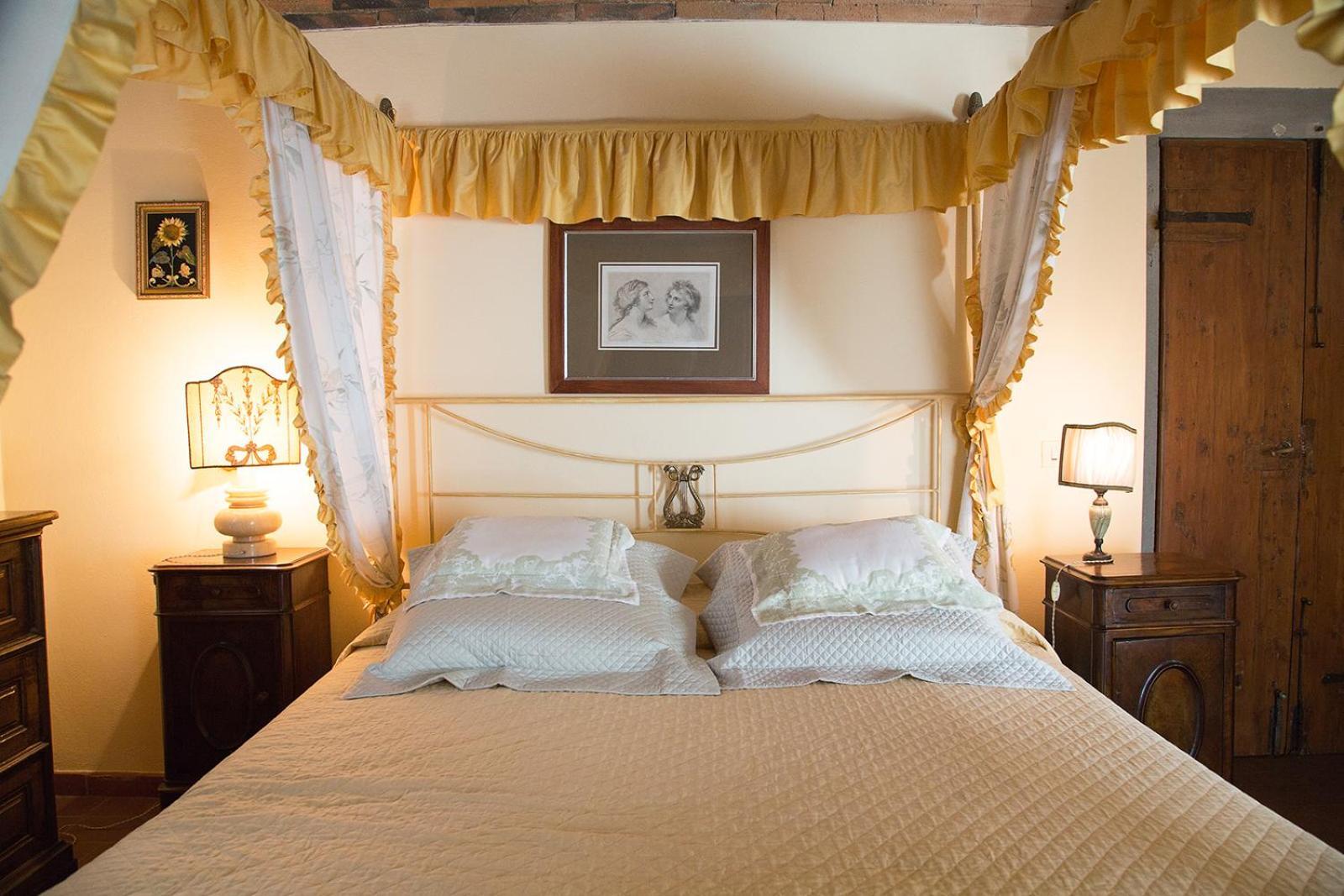 La Casa Gialla インプルネータ エクステリア 写真